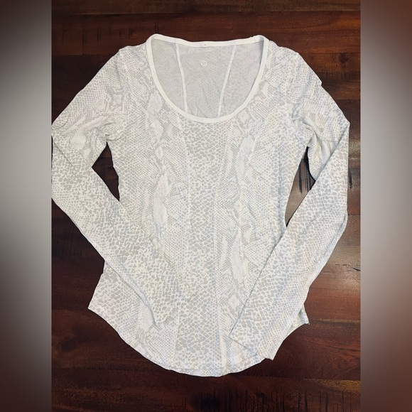 lululemon athletica Tops - Lululemon Between the Lines Long Sleeve Top